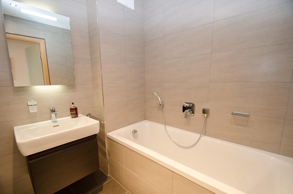 Superb Alpine Lodges By All In One Apartments Zell am See Eksteriør bilde