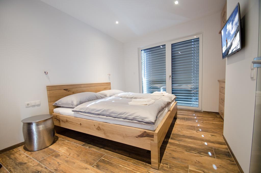 Superb Alpine Lodges By All In One Apartments Zell am See Eksteriør bilde