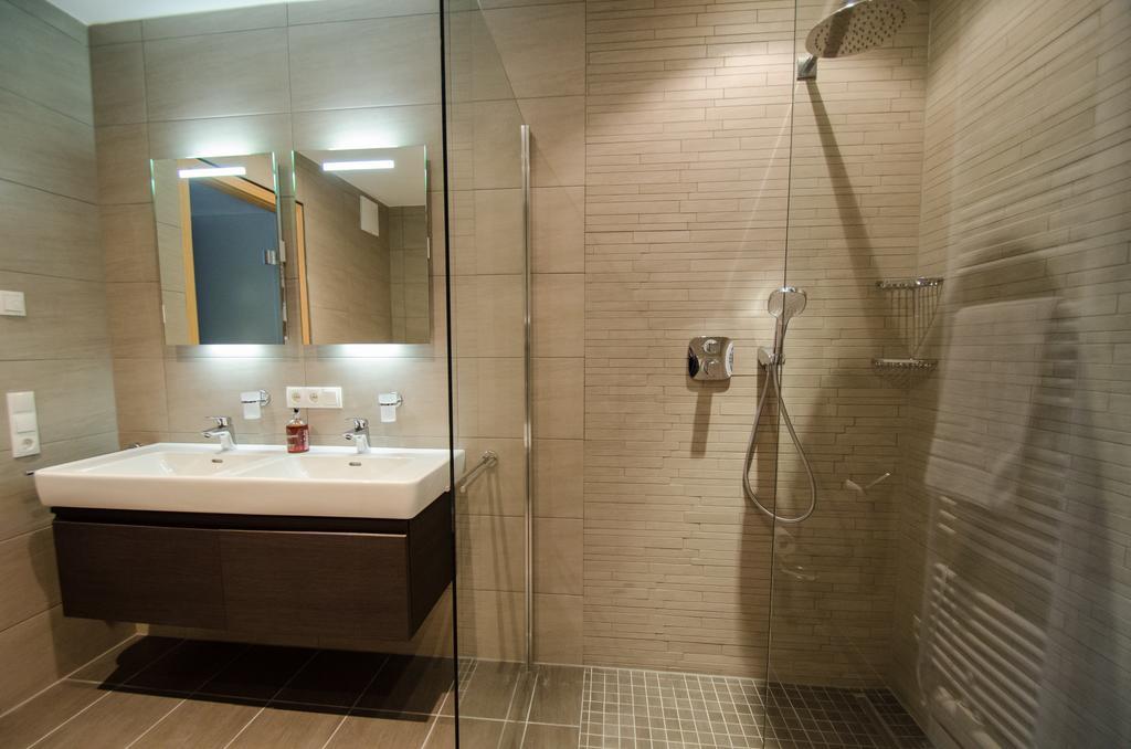 Superb Alpine Lodges By All In One Apartments Zell am See Eksteriør bilde